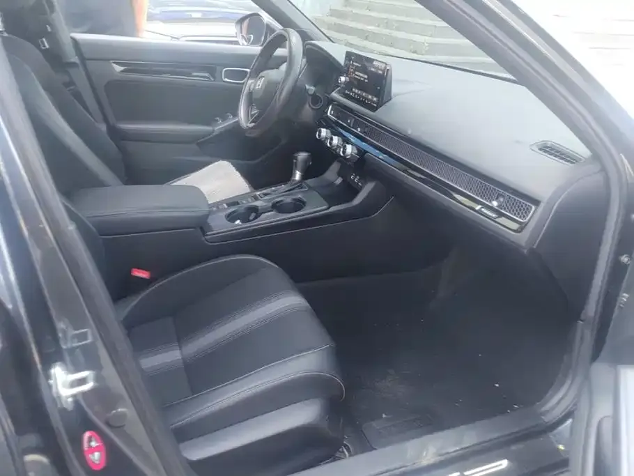 Honda Civic — фото 10
