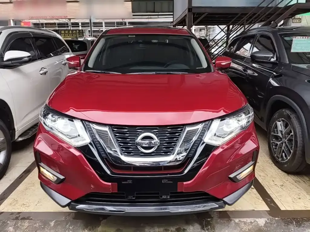 Nissan X-Trail — фото 10
