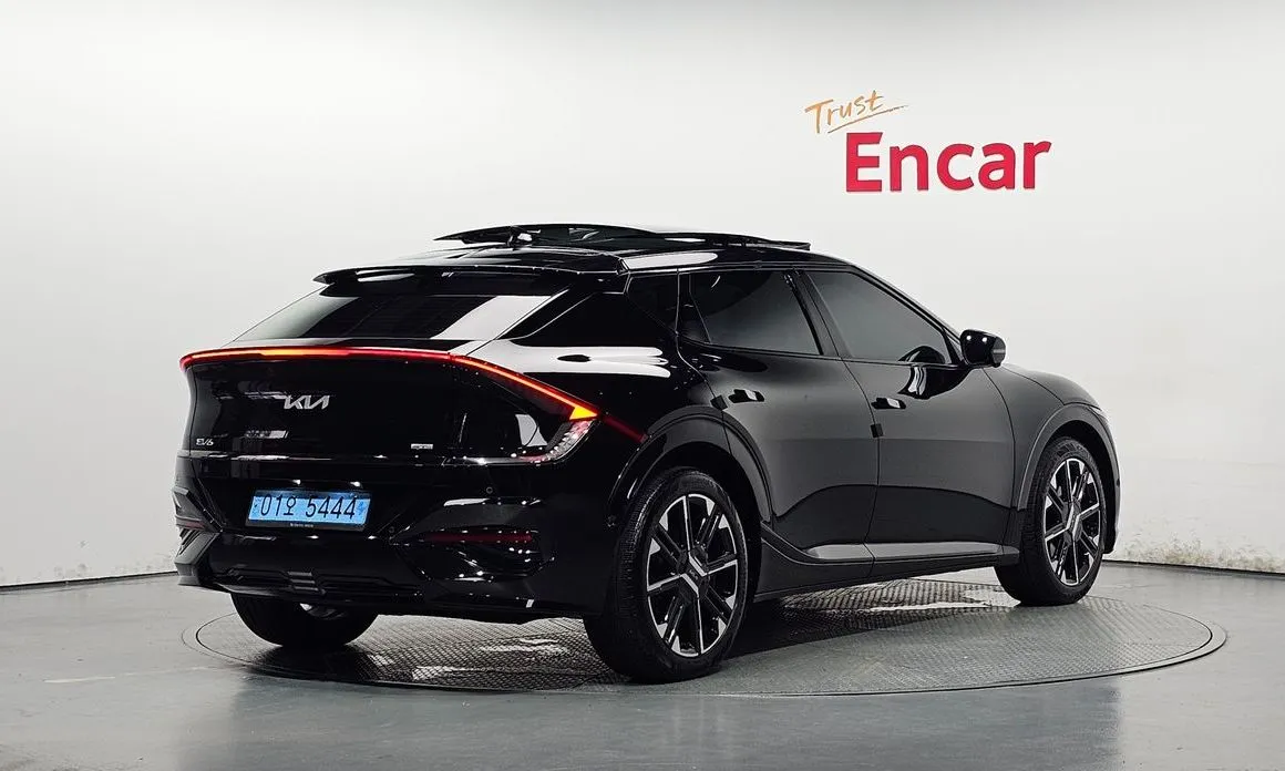 Kia EV6 — фото 4