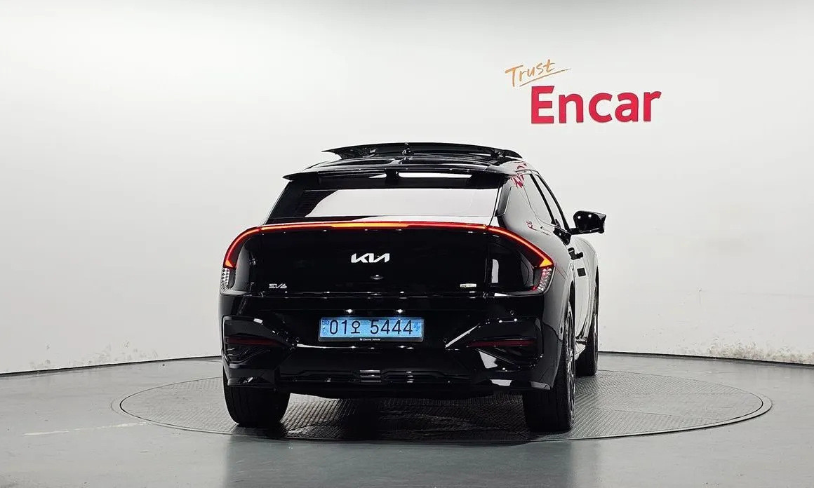 Kia EV6 — фото 3