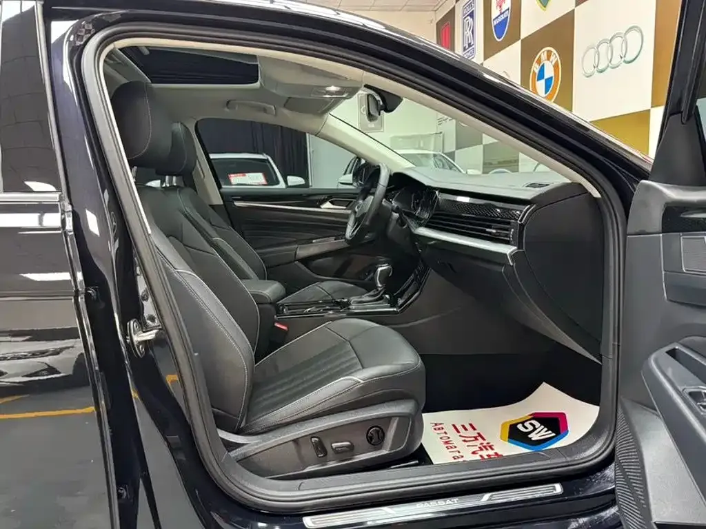 Volkswagen Passat — фото 10