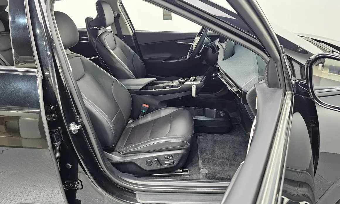 Kia EV6 — фото 9