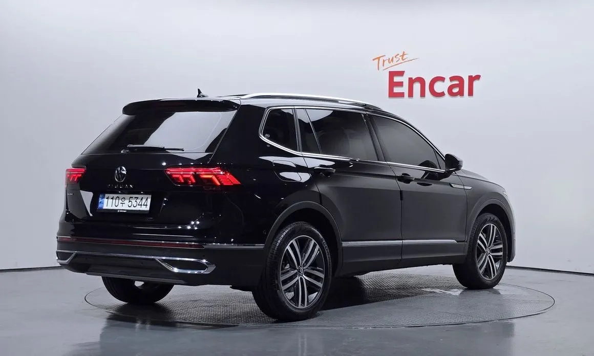 Volkswagen Tiguan — фото 2