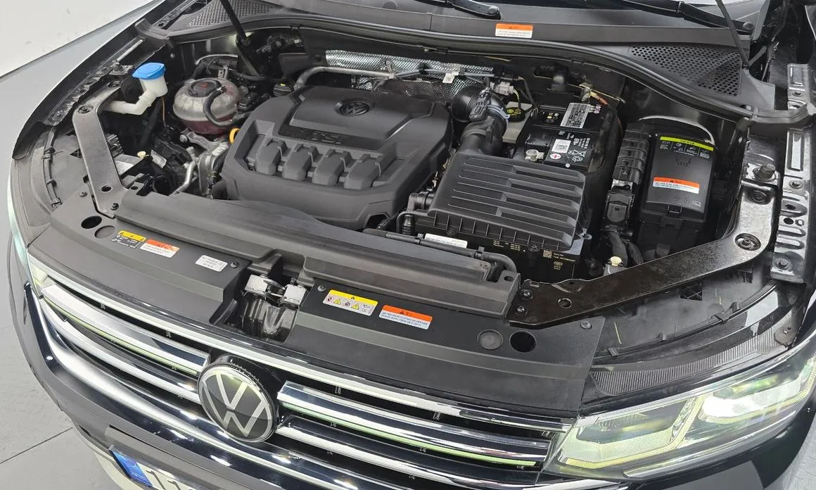 Volkswagen Tiguan — фото 9
