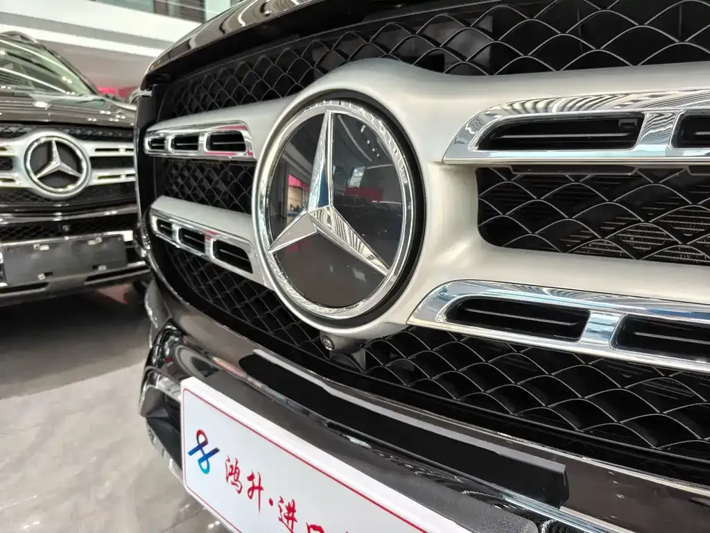 Mercedes-Benz GLS — фото 2