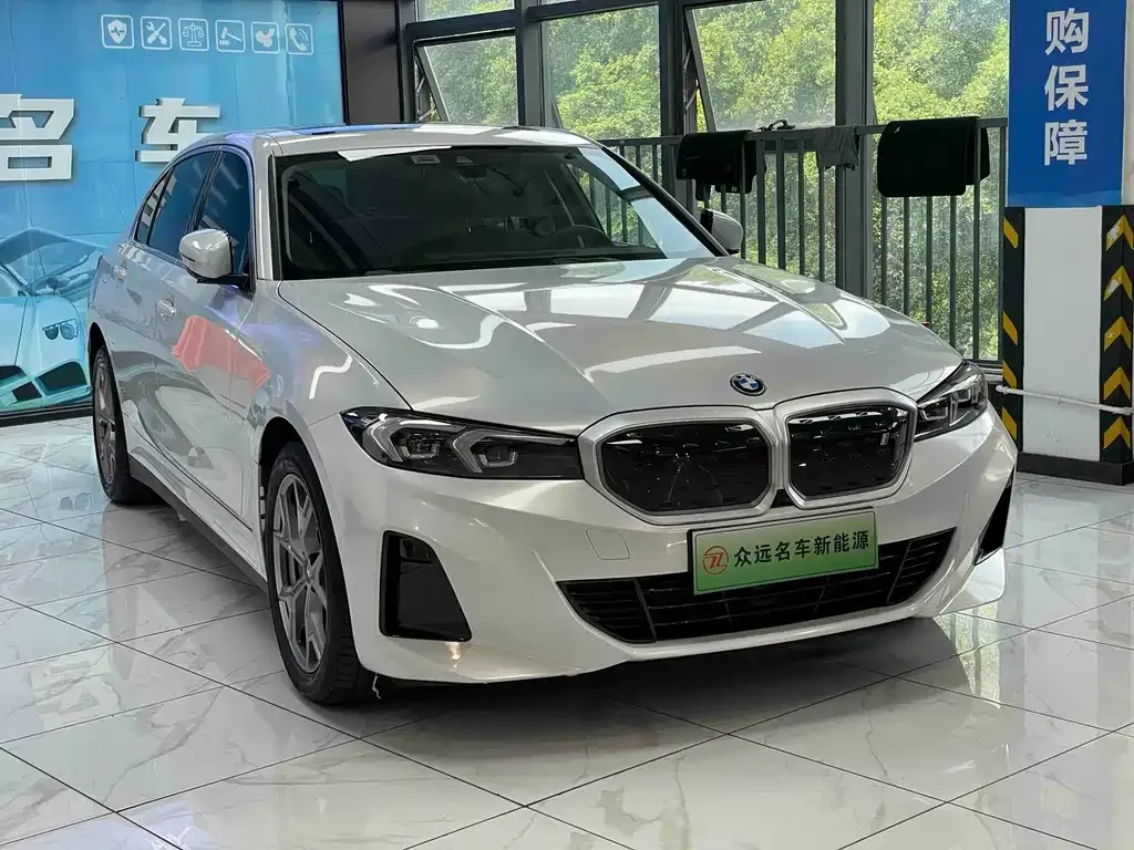 BMW i3 — фото 10