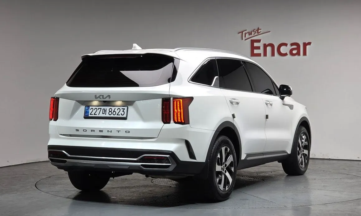 Kia Sorento — фото 4