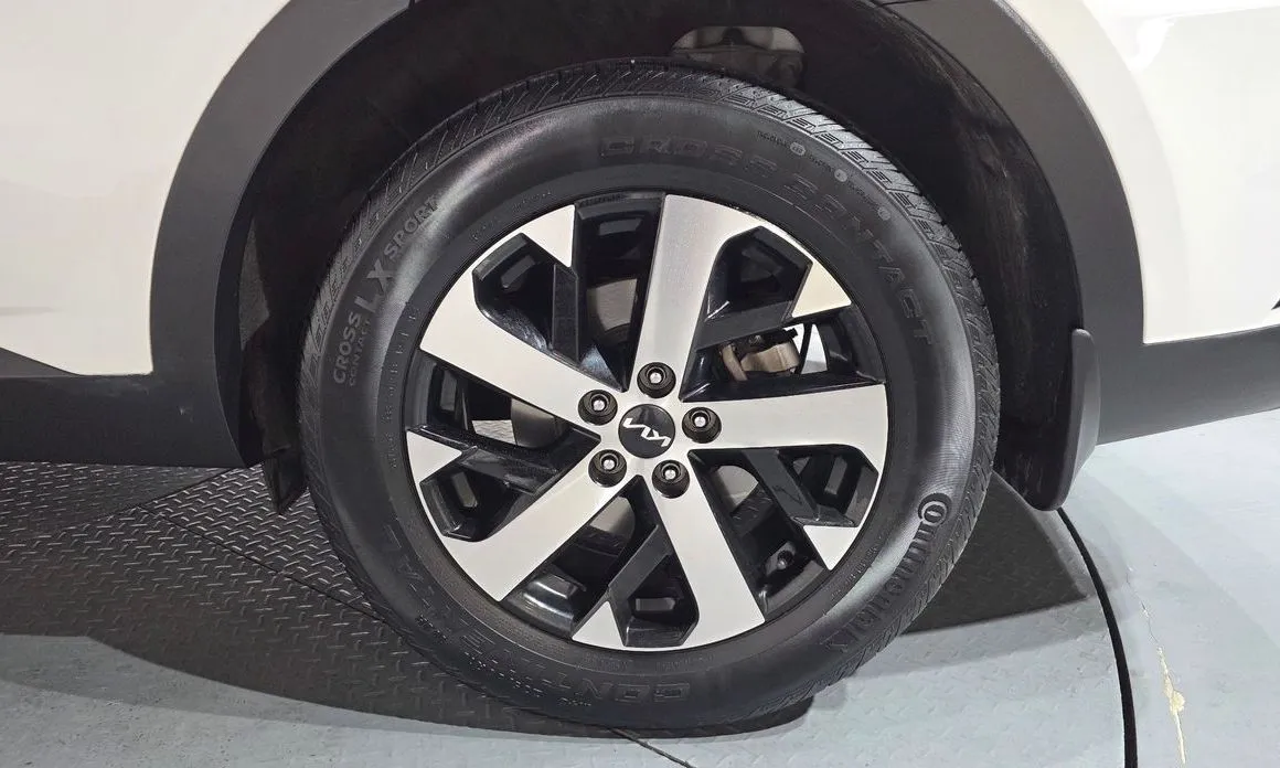 Kia Sorento — фото 10
