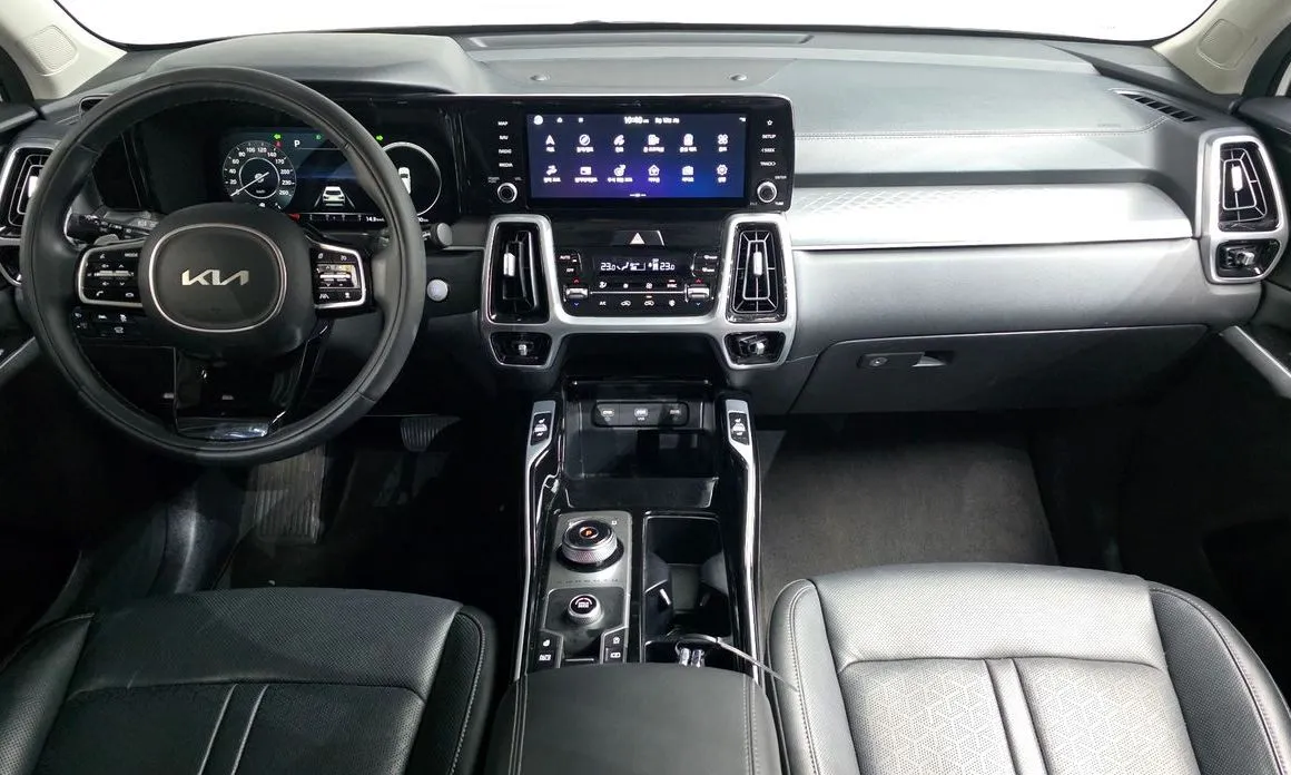 Kia Sorento — фото 9