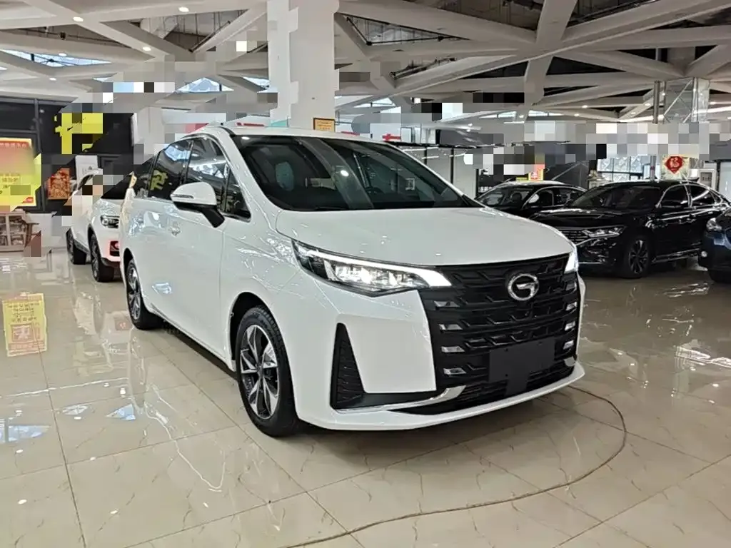 GAC Motor Trumpchi M6 — фото 10