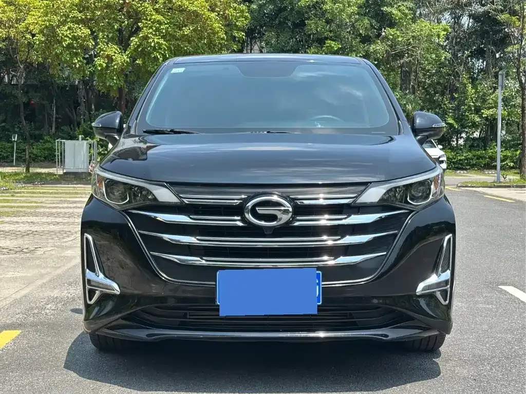 GAC Motor Trumpchi M6 — фото 10