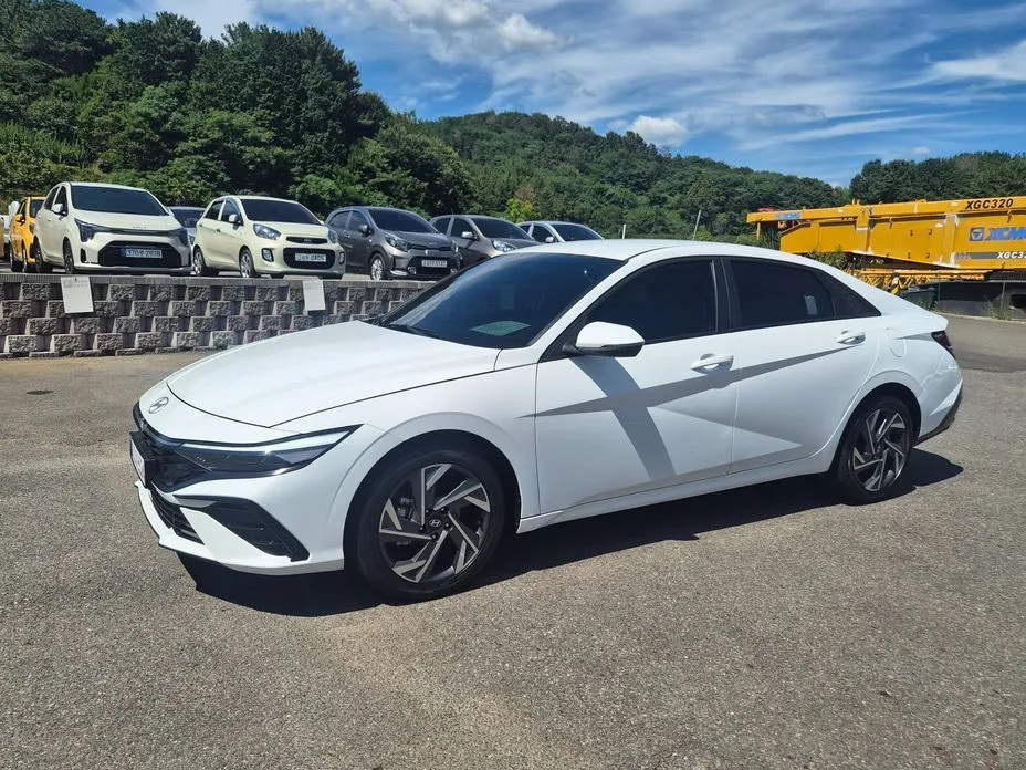 Hyundai AVANTE — фото 9