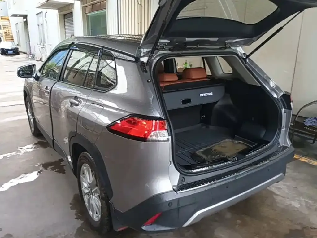 Toyota Corolla Cross — фото 10