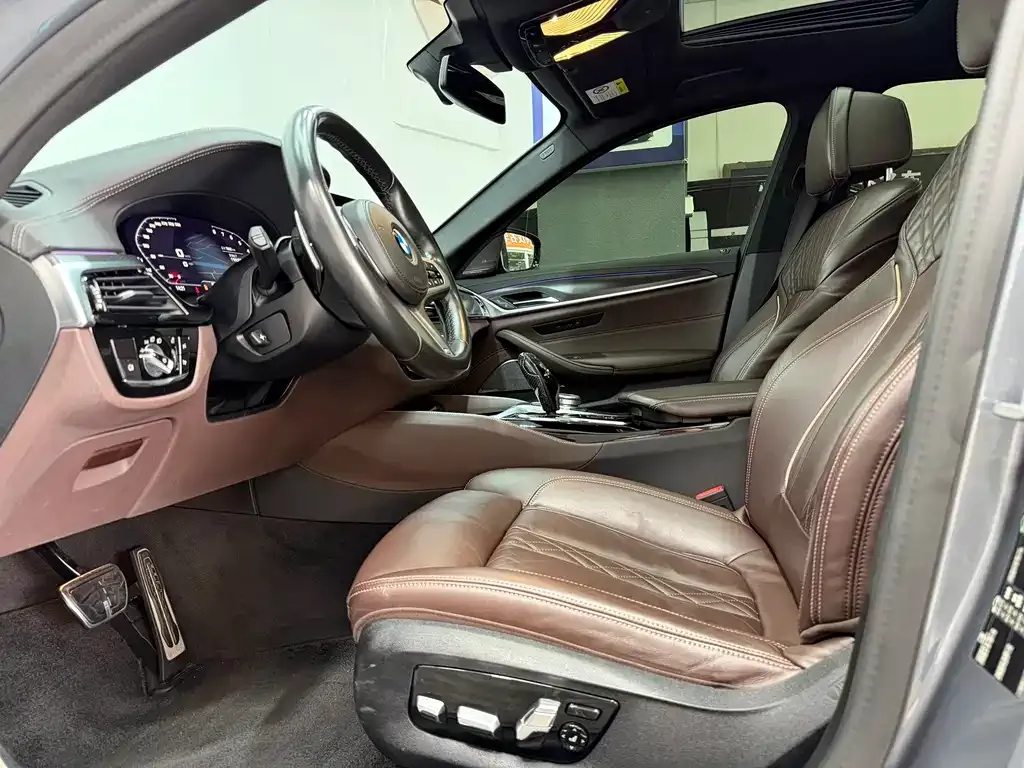 BMW 5 Series (Import) — фото 10