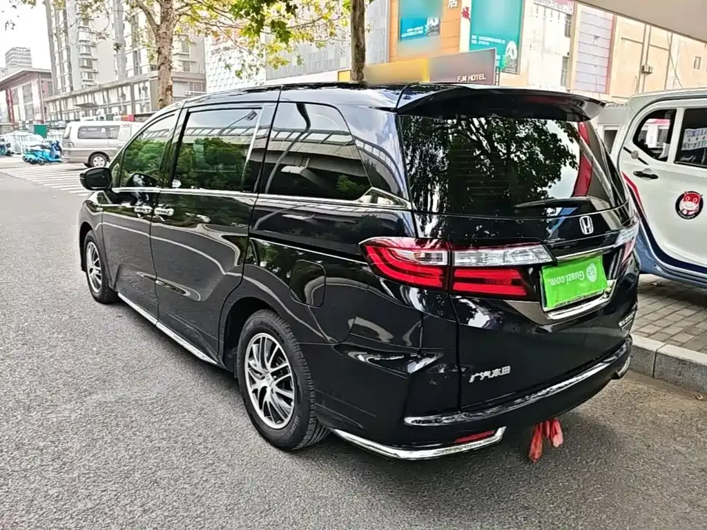 Honda Odyssey — фото 4