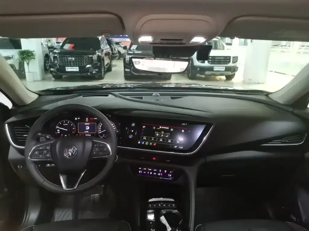 Buick Envision Plus — фото 5