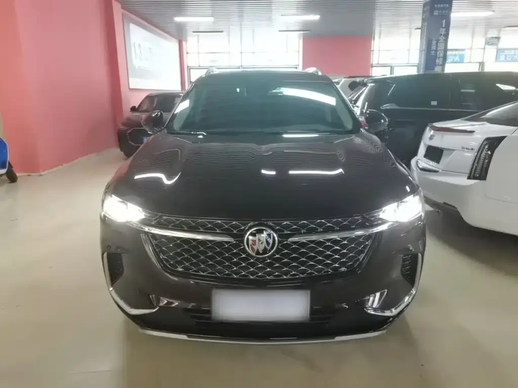 Buick Envision Plus — фото 4
