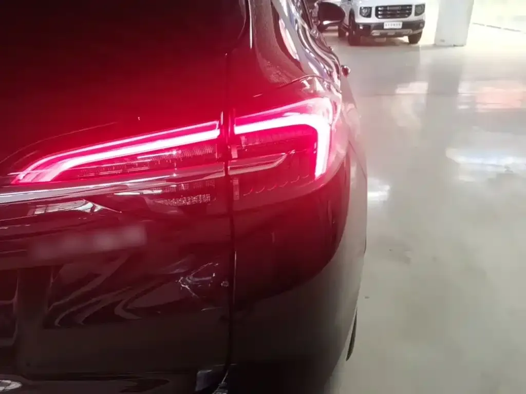 Buick Envision Plus — фото 6