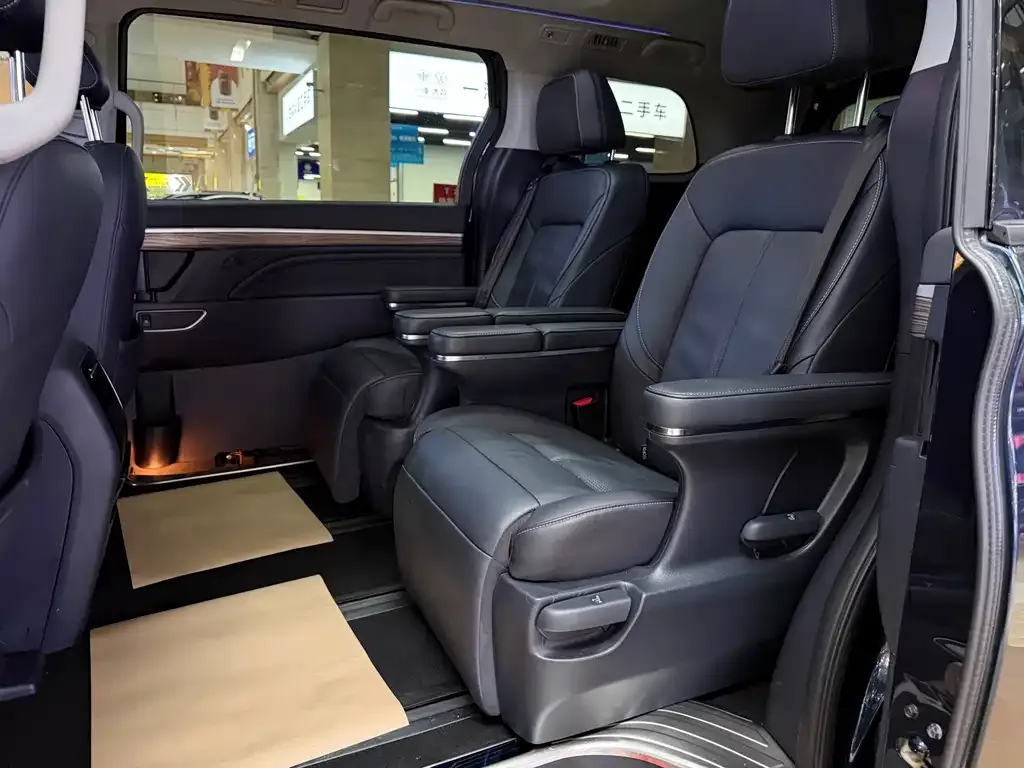 GAC Motor Trumpchi M8 — фото 5