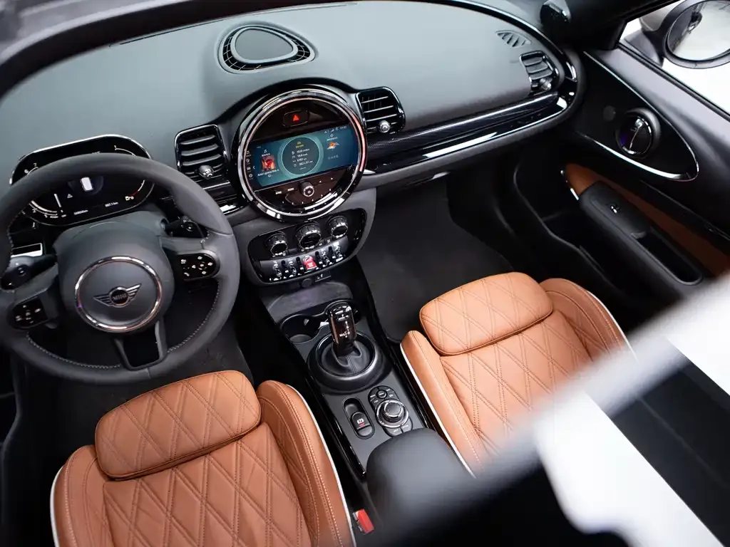 MINI Clubman — фото 7