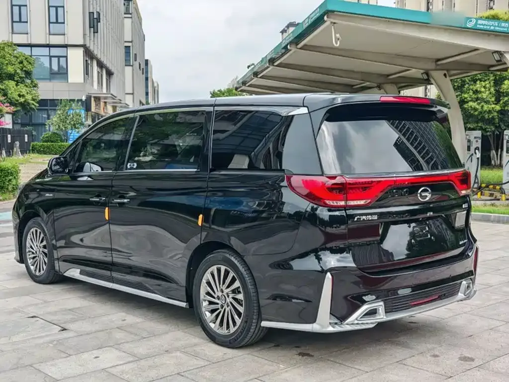 GAC Motor Trumpchi M8 — фото 7