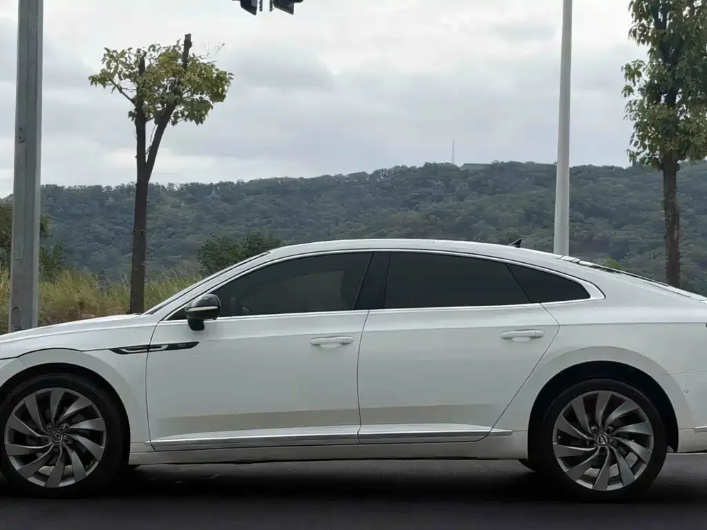 Volkswagen CC — фото 2