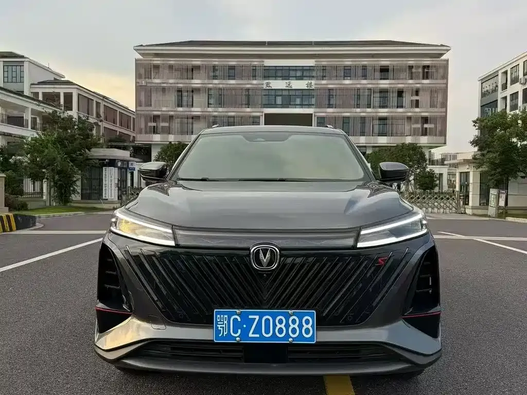 Changan CS75PLUS — фото 8