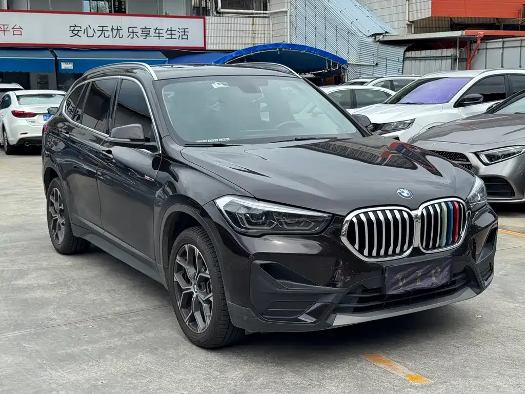 BMW X1 — фото 3