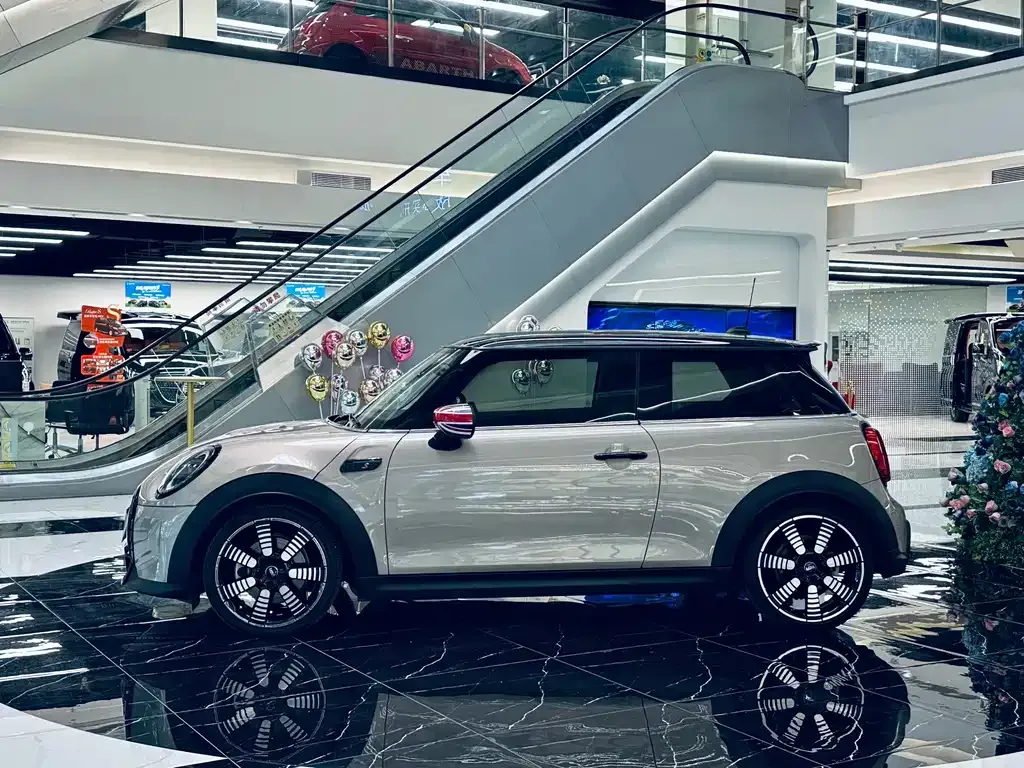 MINI Cooper (3-door) — фото 3
