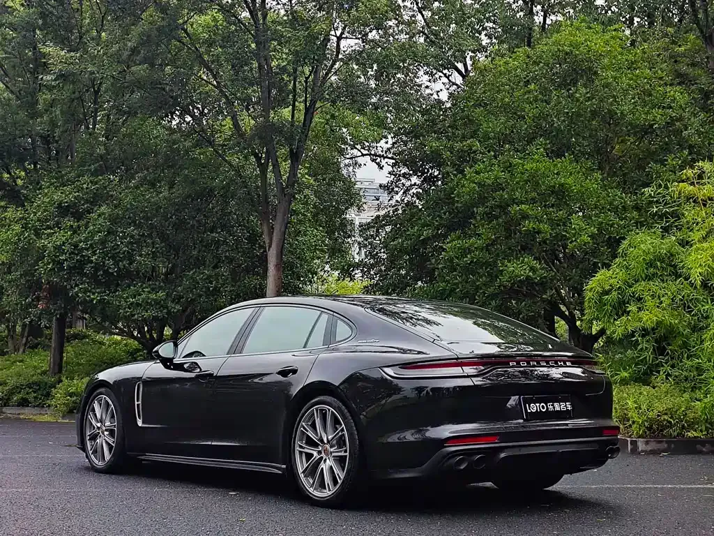 Porsche Panamera — фото 9