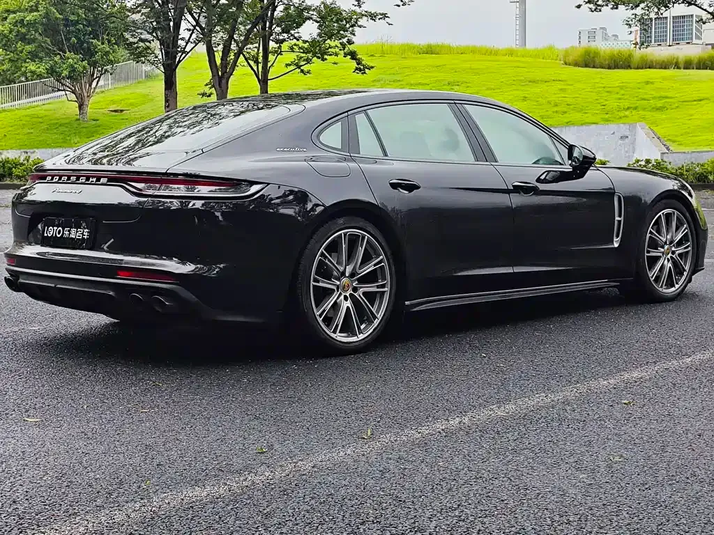Porsche Panamera — фото 7