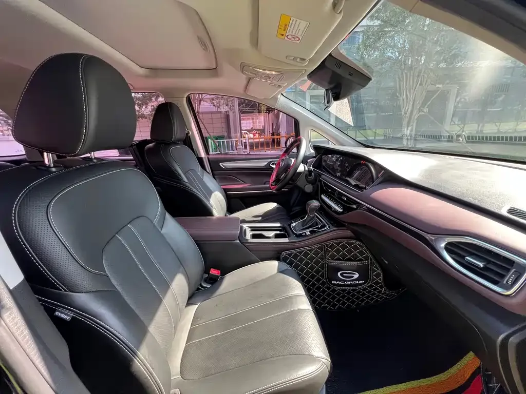 GAC Motor Trumpchi M6 — фото 10