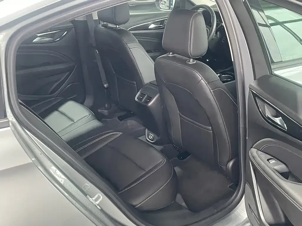 Buick Regal — фото 9