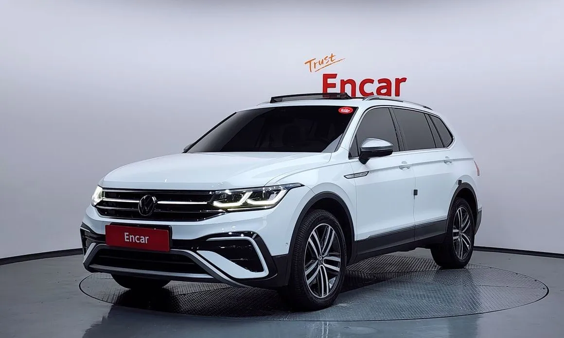 Volkswagen Tiguan — фото 1