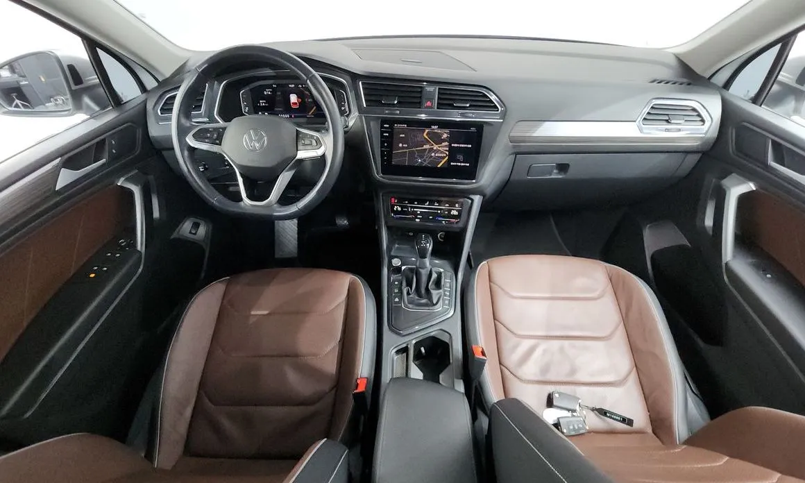 Volkswagen Tiguan — фото 6