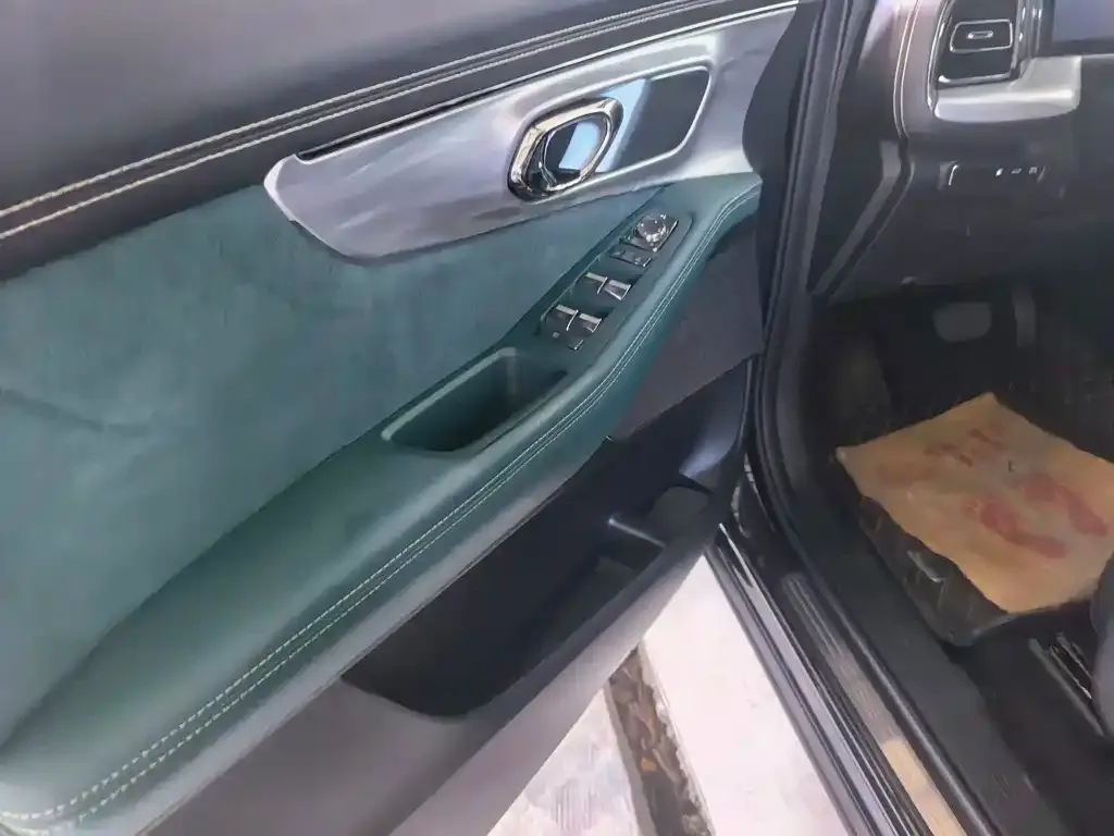 GAC Motor Trumpchi GS8 — фото 2