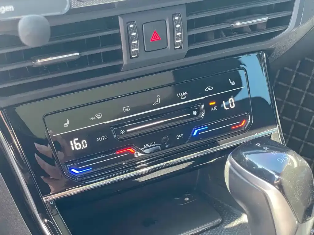 Volkswagen Passat — фото 9