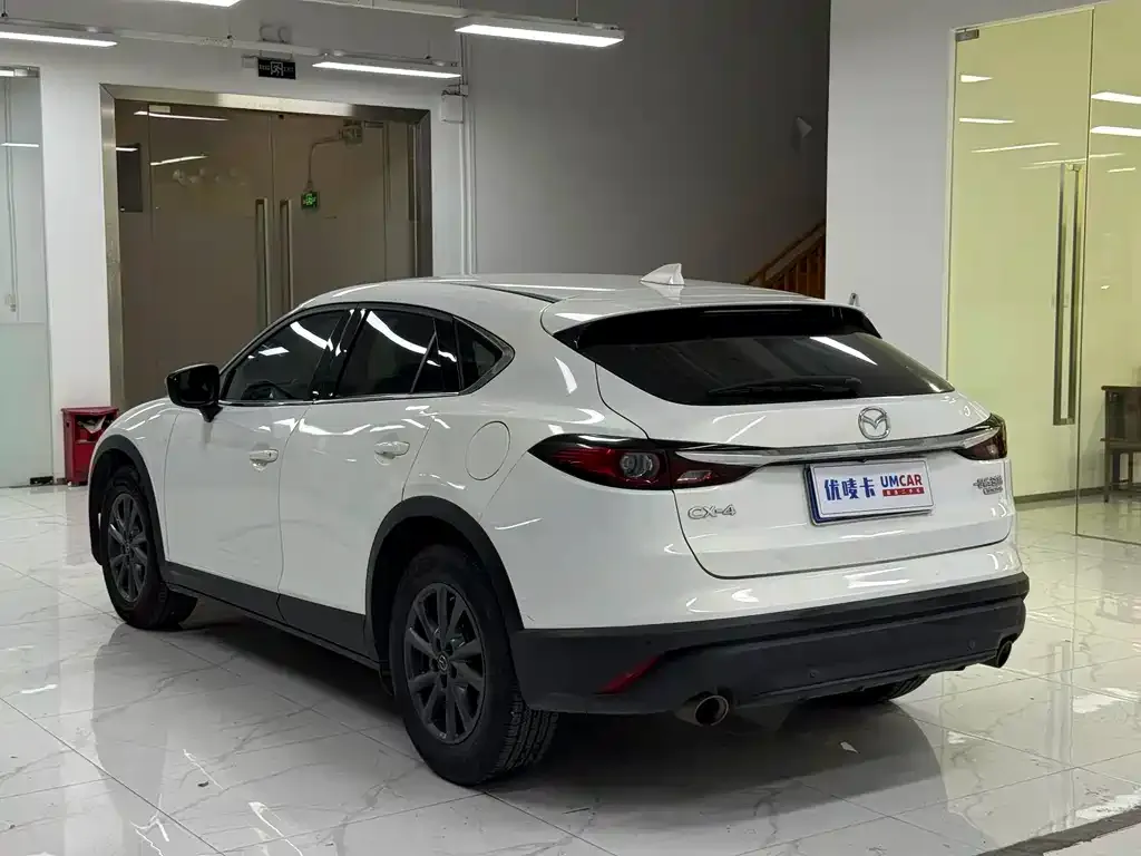 Mazda CX-4 — фото 4
