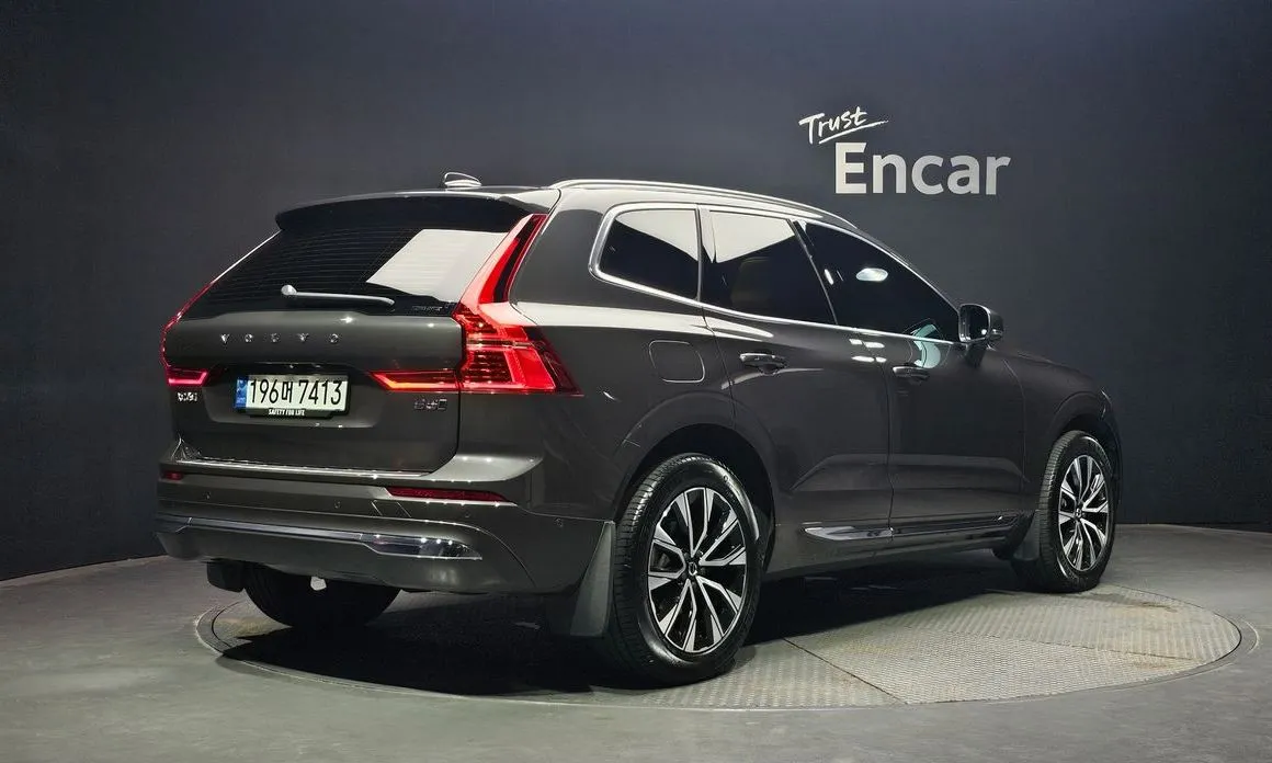 Volvo XC60 — фото 7