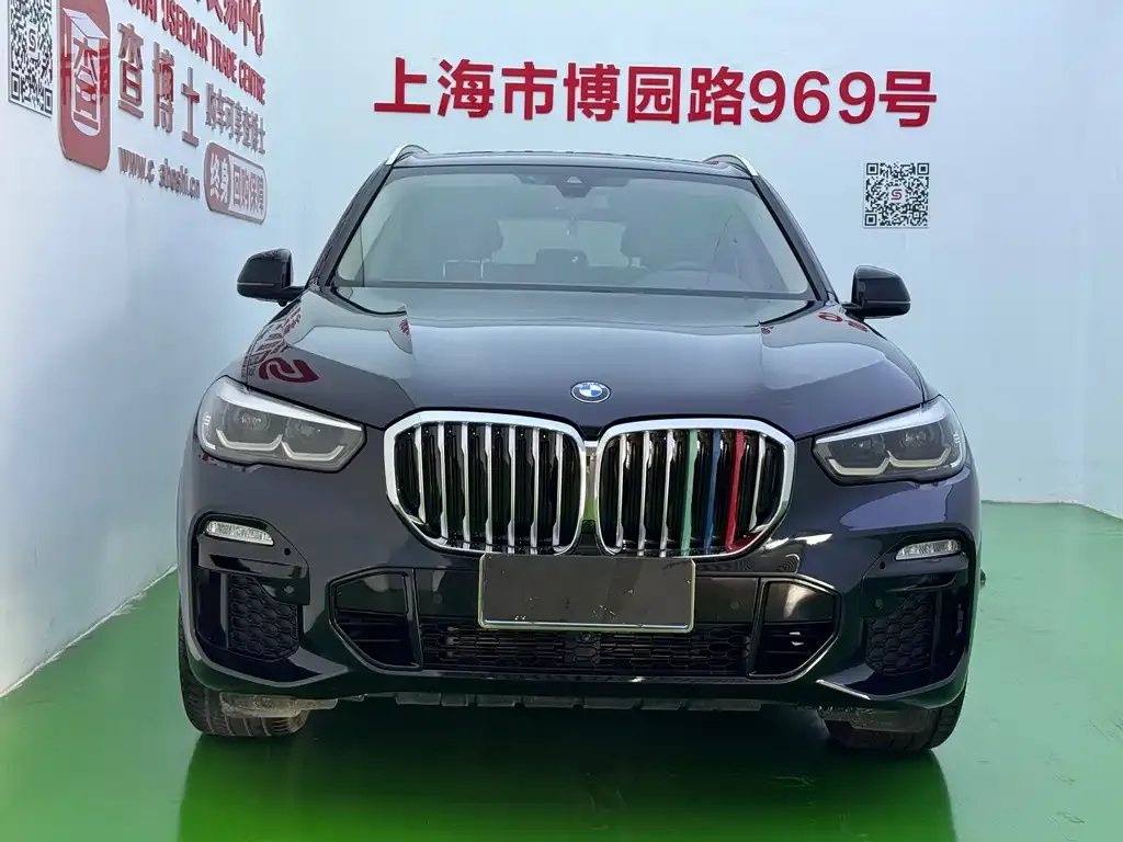 BMW X5 (Import) — фото 2