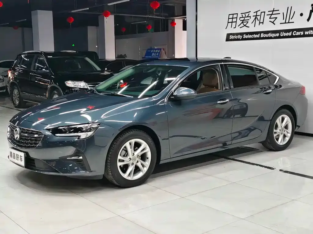 Buick Regal — фото 1