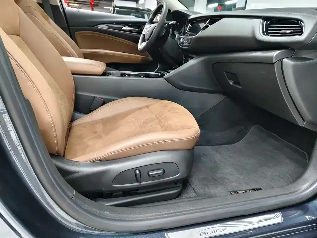 Buick Regal — фото 5