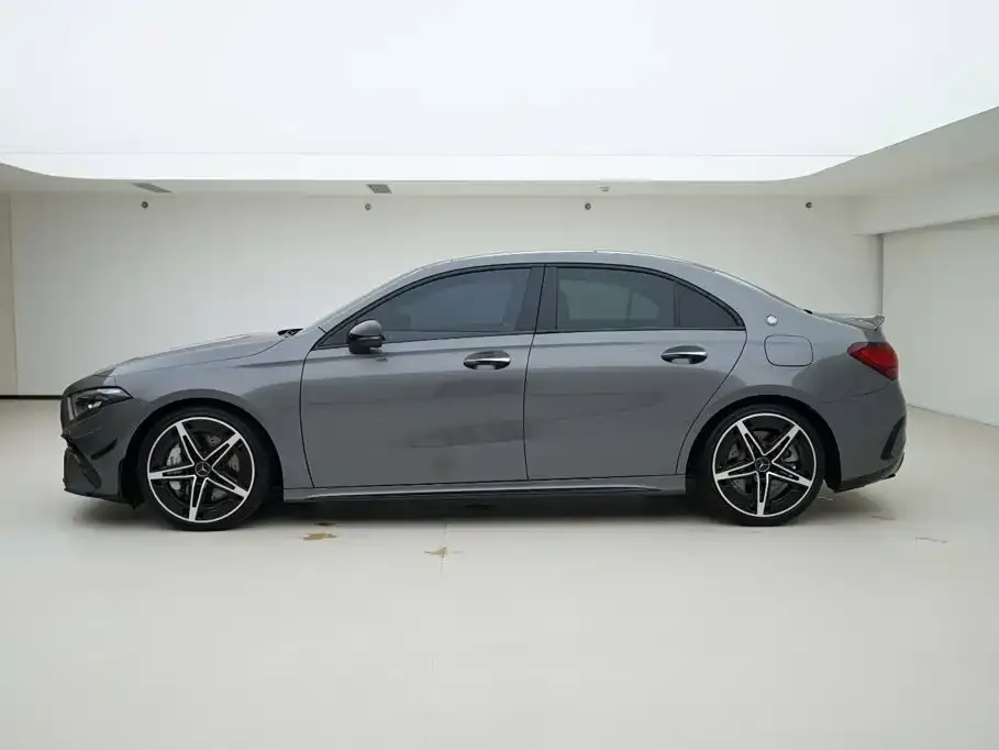 Mercedes-Benz A-Class AMG — фото 3
