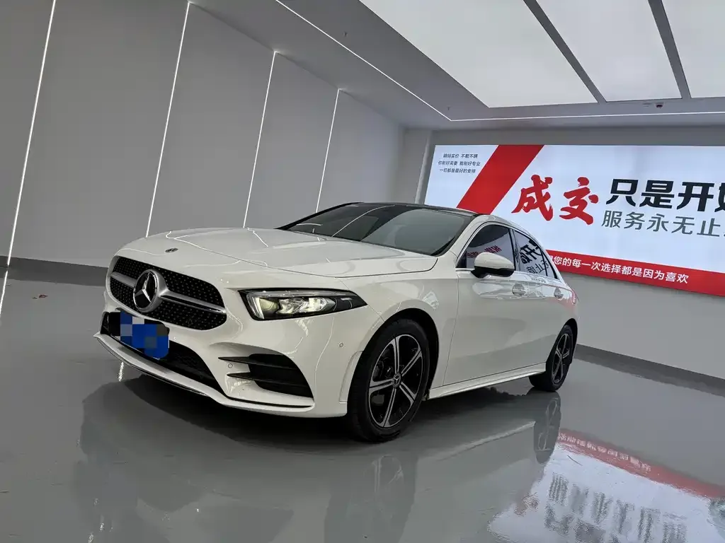 Mercedes-Benz A-Class — фото 1