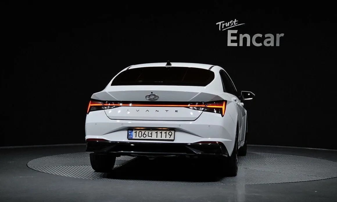 Hyundai AVANTE — фото 3