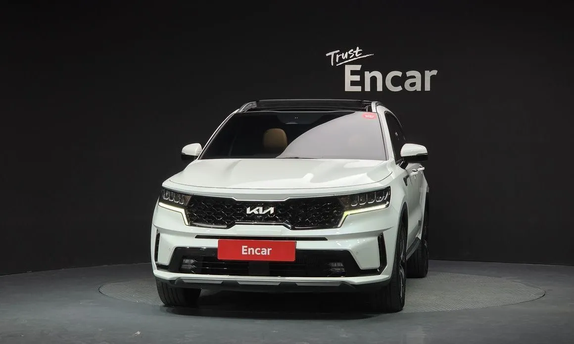 Kia Sorento — фото 6