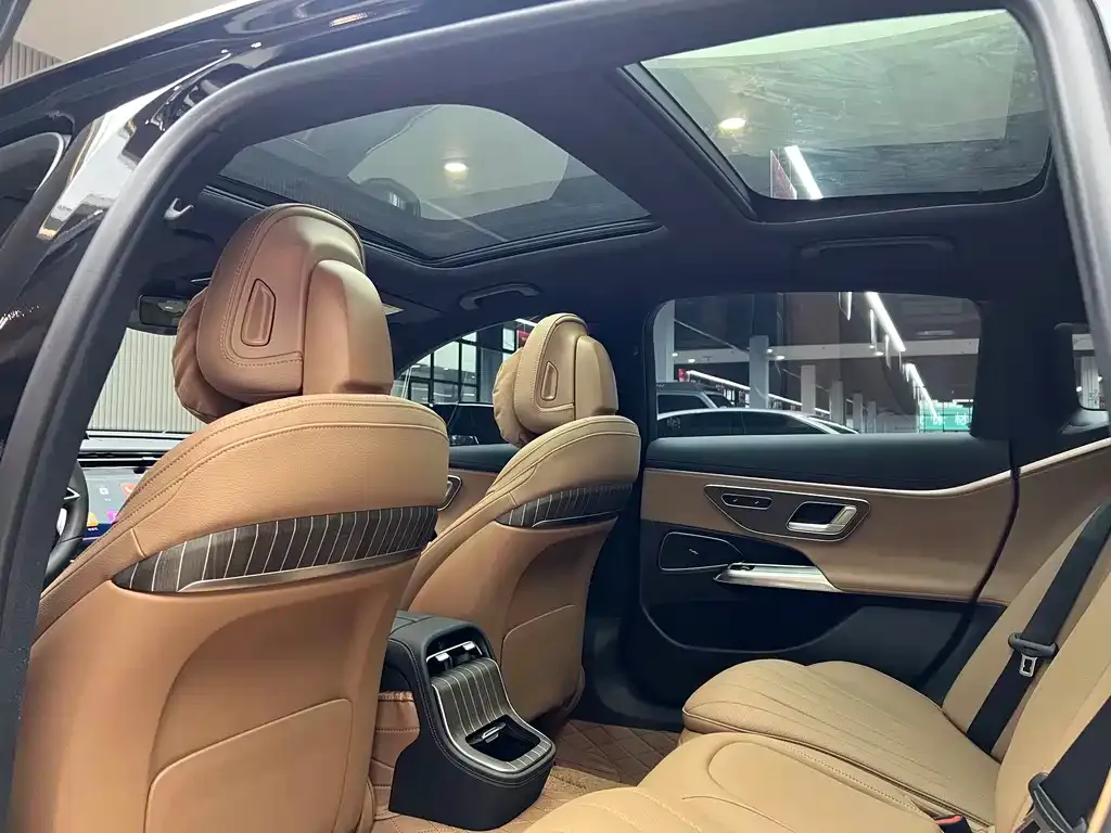 Mercedes-Benz E-Class New Energy — фото 5