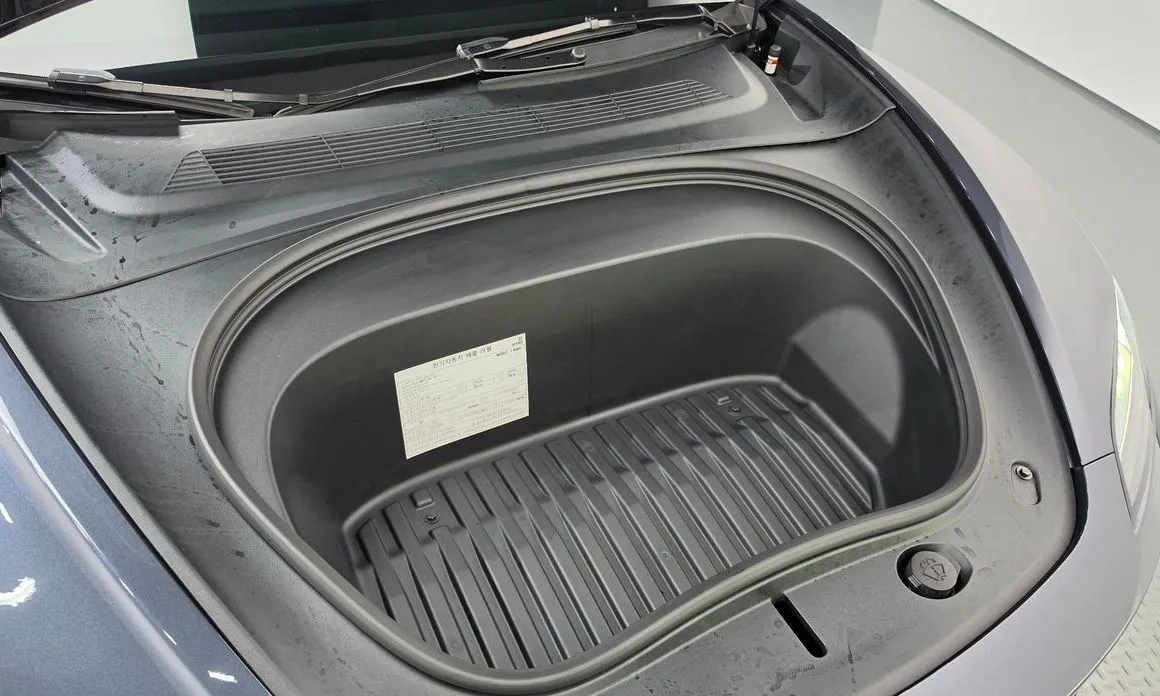 Tesla Model 3 — фото 10