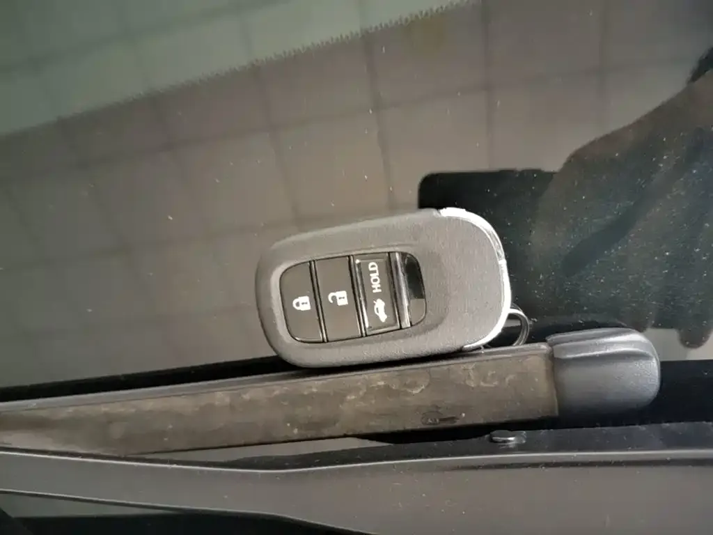 Honda Accord — фото 4