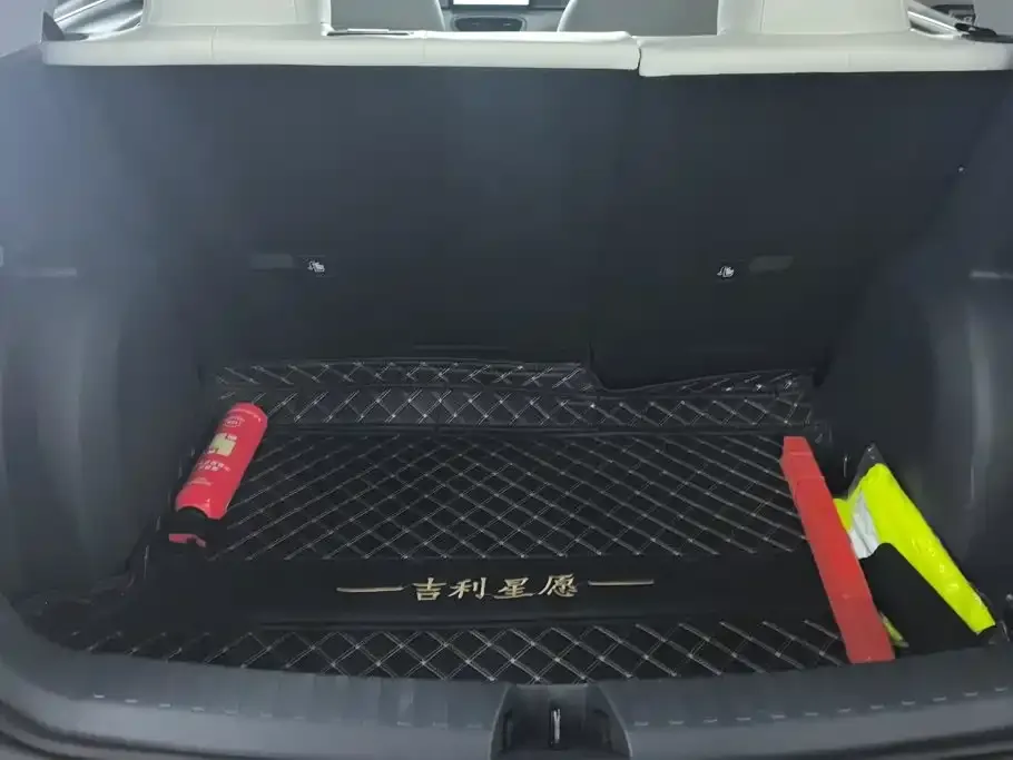 Geely Starburst — фото 2